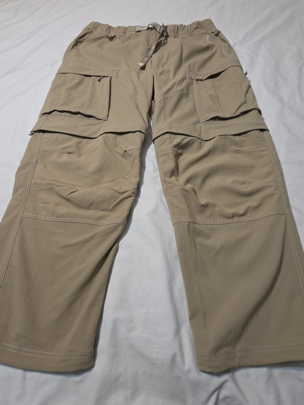 Nike ACG Men's Convertible Cargo Pants - Picture 2 of 8